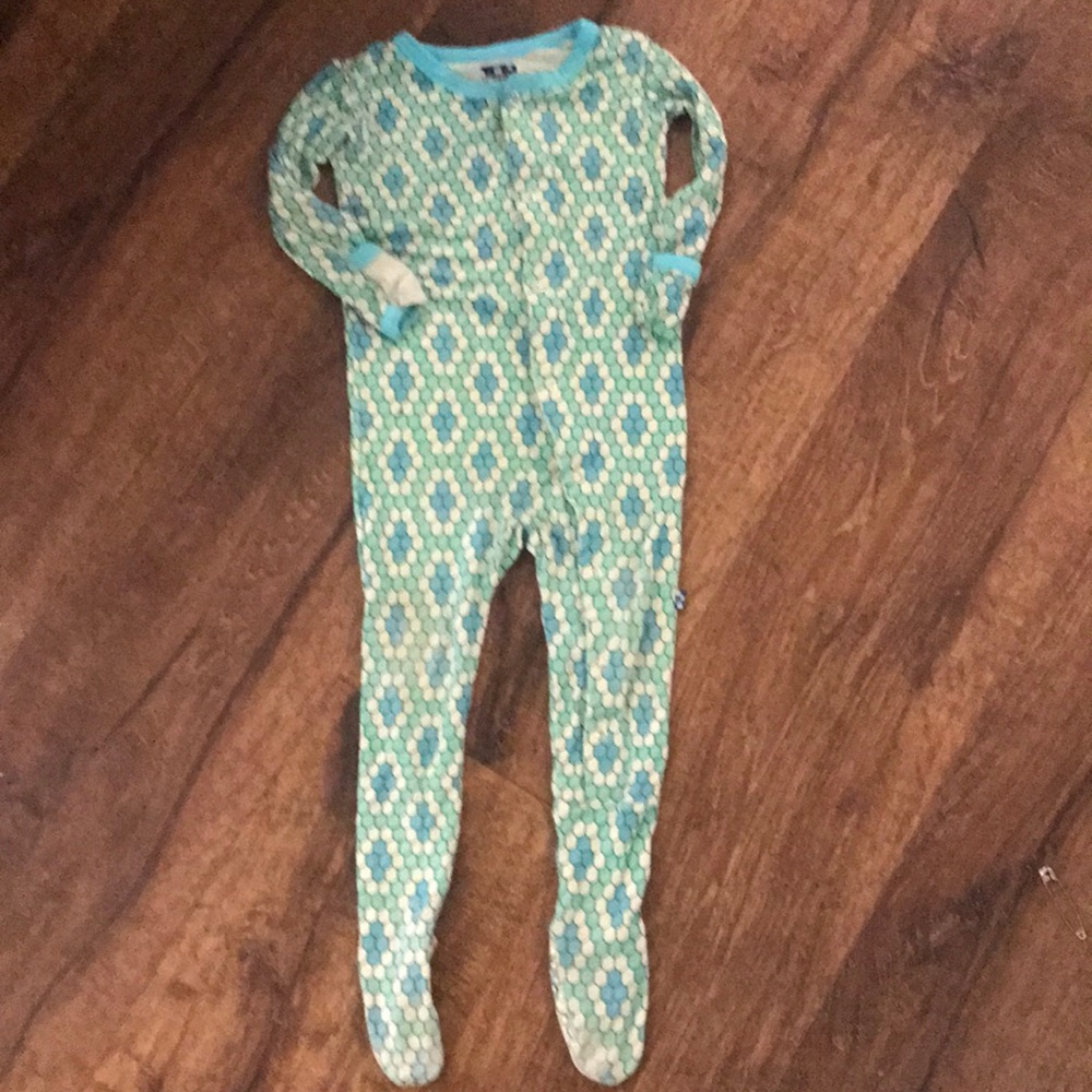 Kickee python footie 18-24 mos bamboo snake‎ print